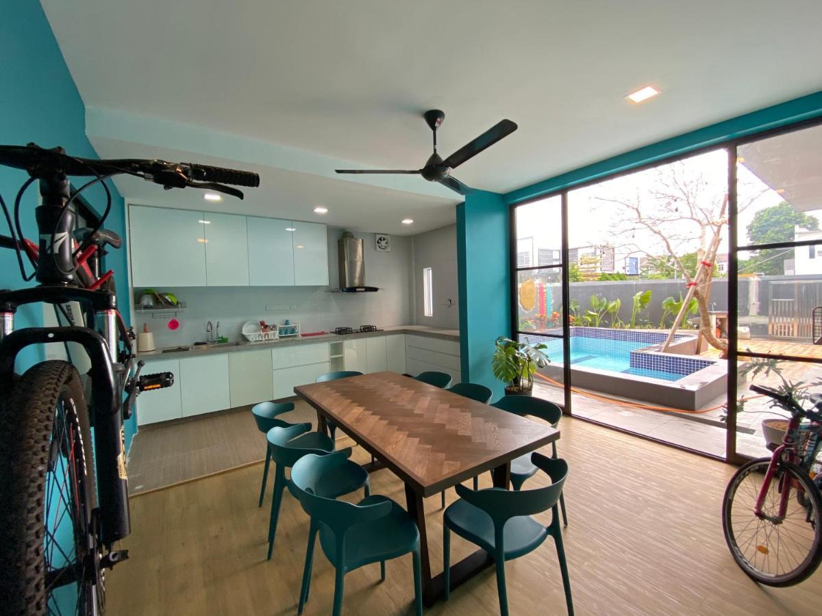فيلا D Niice Garden View With Private Pool Bukit Indah, جوهر بهرو المظهر الخارجي الصورة