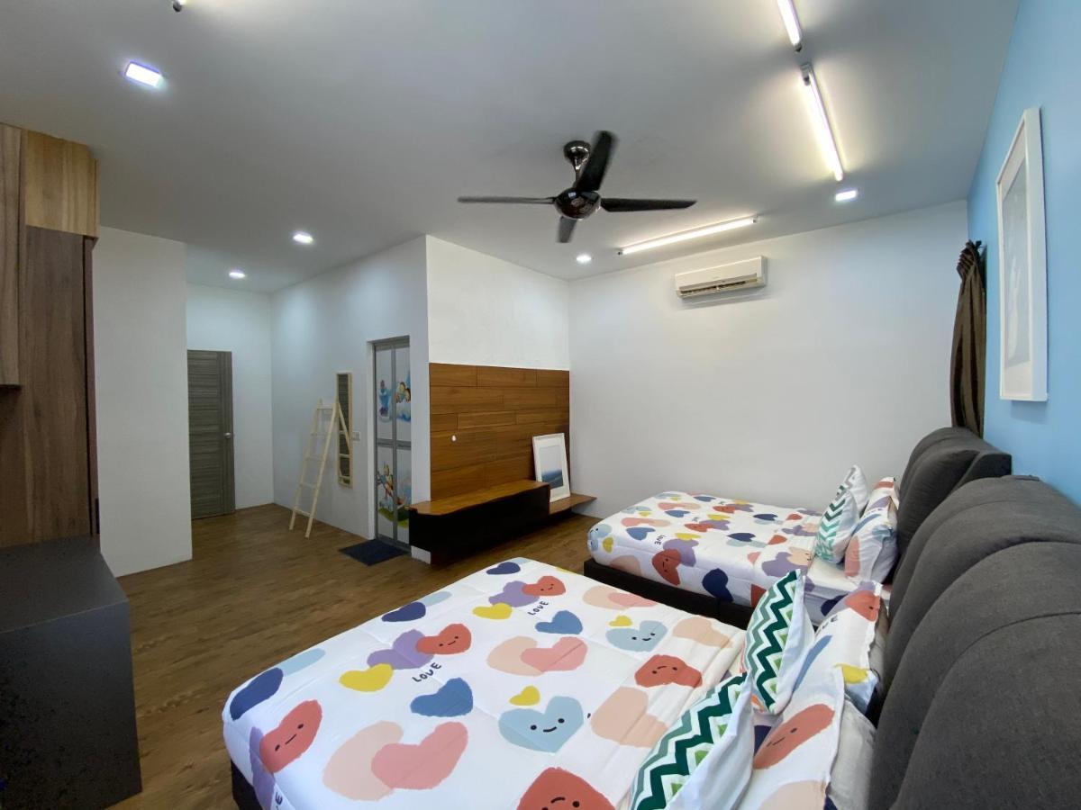 فيلا D Niice Garden View With Private Pool Bukit Indah, جوهر بهرو المظهر الخارجي الصورة