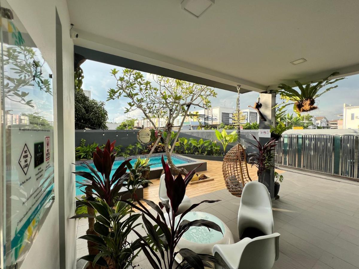 فيلا D Niice Garden View With Private Pool Bukit Indah, جوهر بهرو المظهر الخارجي الصورة